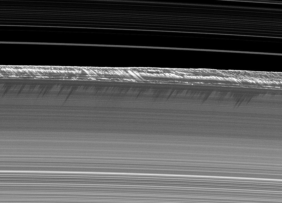 ooSaturn_s_B_ring_peaks.jpg